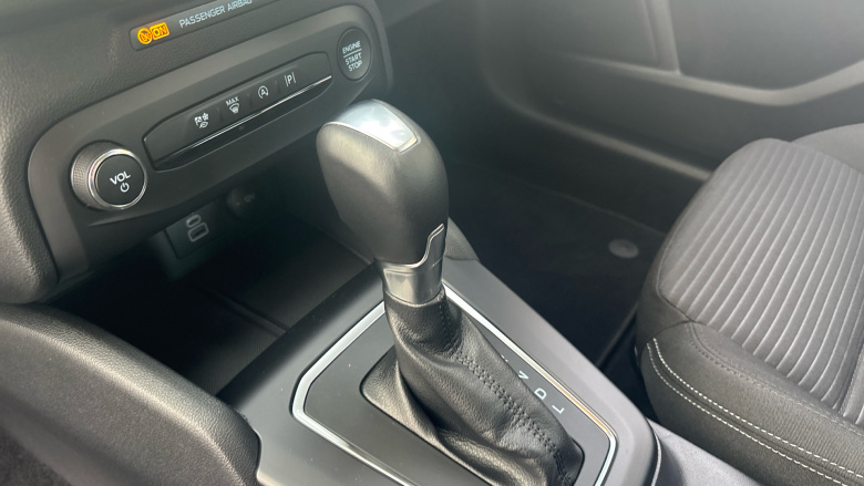 Ford Focus 1.0 EcoBoost Hybrid mHEV 155 Titanium 5dr Auto Petrol Hatchback